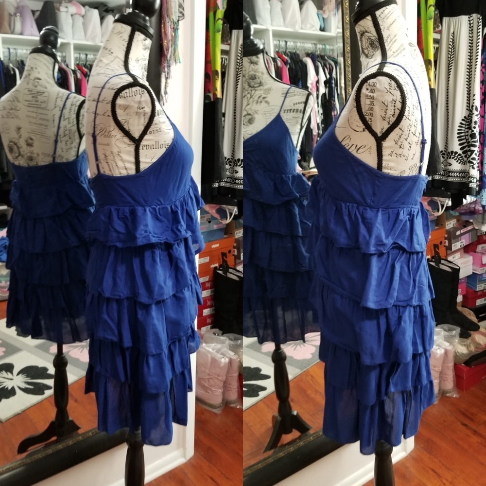 *BOGOđź’™Adorable Ruffle Dressđź’™ - Picture 2 of 8